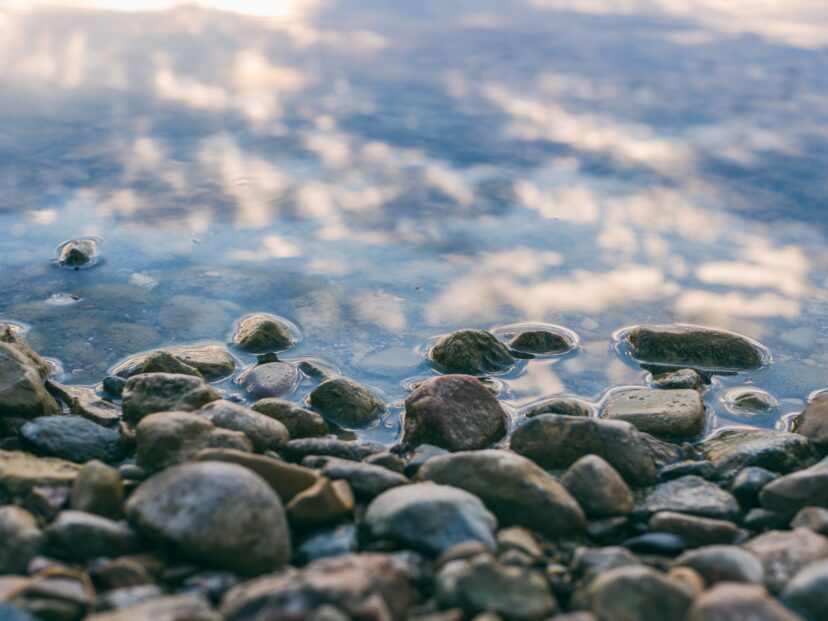 Eau