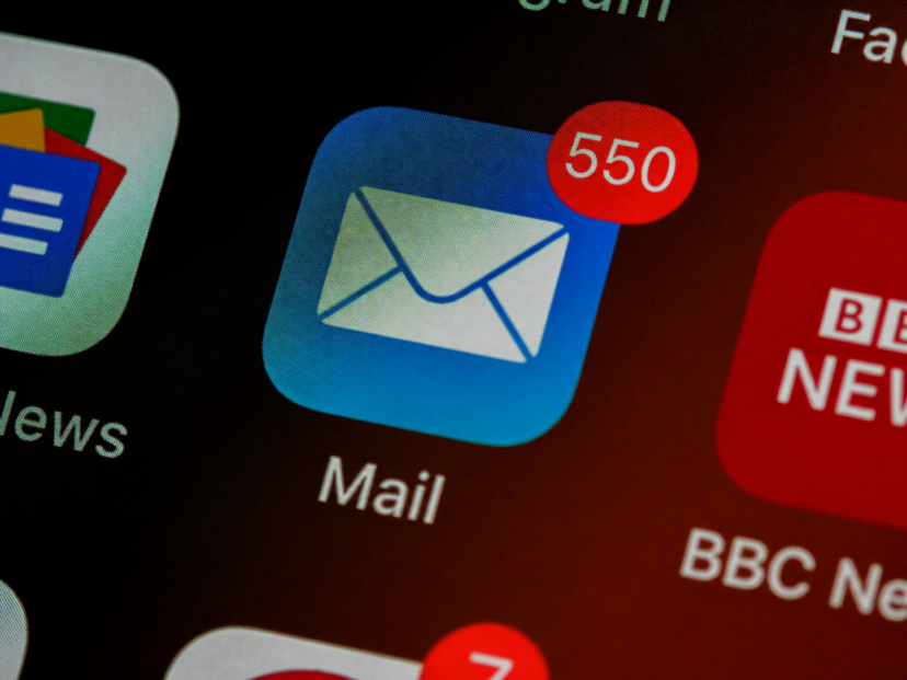 Mails consentement au pixel de suivi